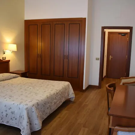 Michelangelo Hotel 4*