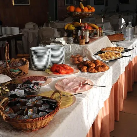 Michelangelo Hotel 4*
